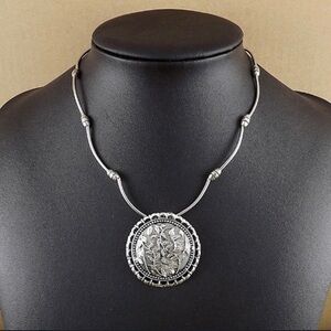 Boho silver tone pendant necklace